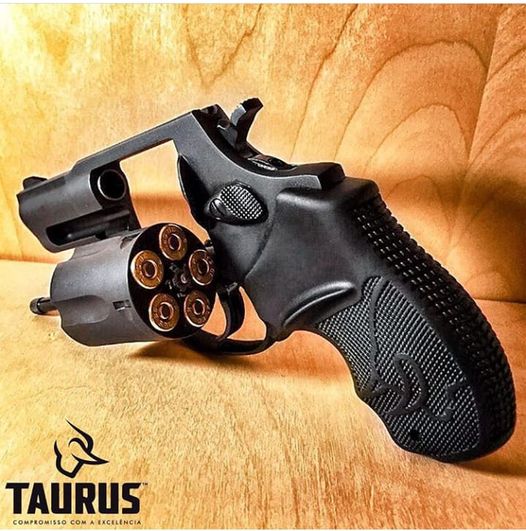 Revolver Taurus 85s